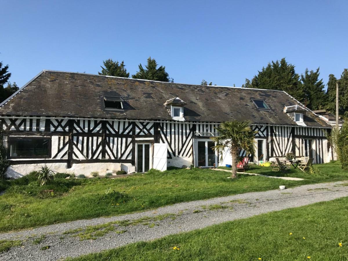 Gite Le Bonheur Est Dans Le Pre Saint-Pierre-Des-Ifs (Calvados) Exterior foto