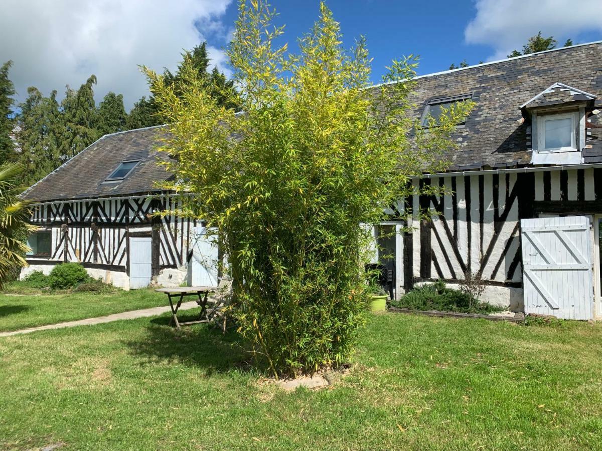 Gite Le Bonheur Est Dans Le Pre Saint-Pierre-Des-Ifs (Calvados) Exterior foto